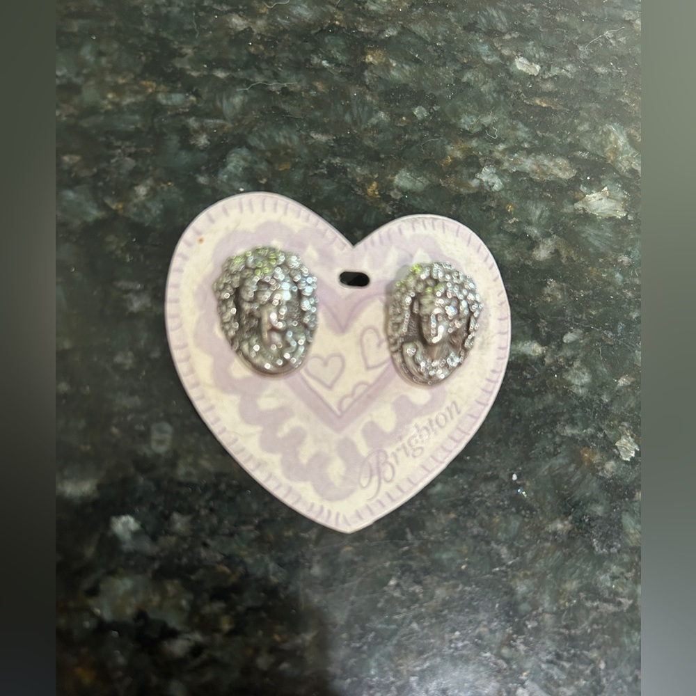 NWOT Hard to Find Brighton Post Earrings w/Antique Lady Design